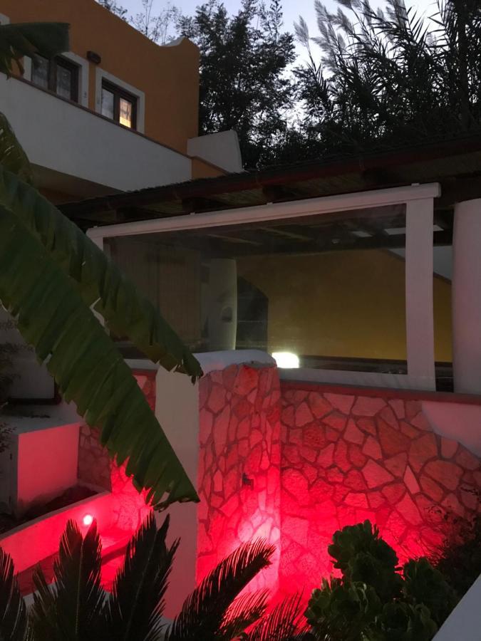 סנטה מרינה סלינה B&B La Goletta Di Salina מראה חיצוני תמונה
